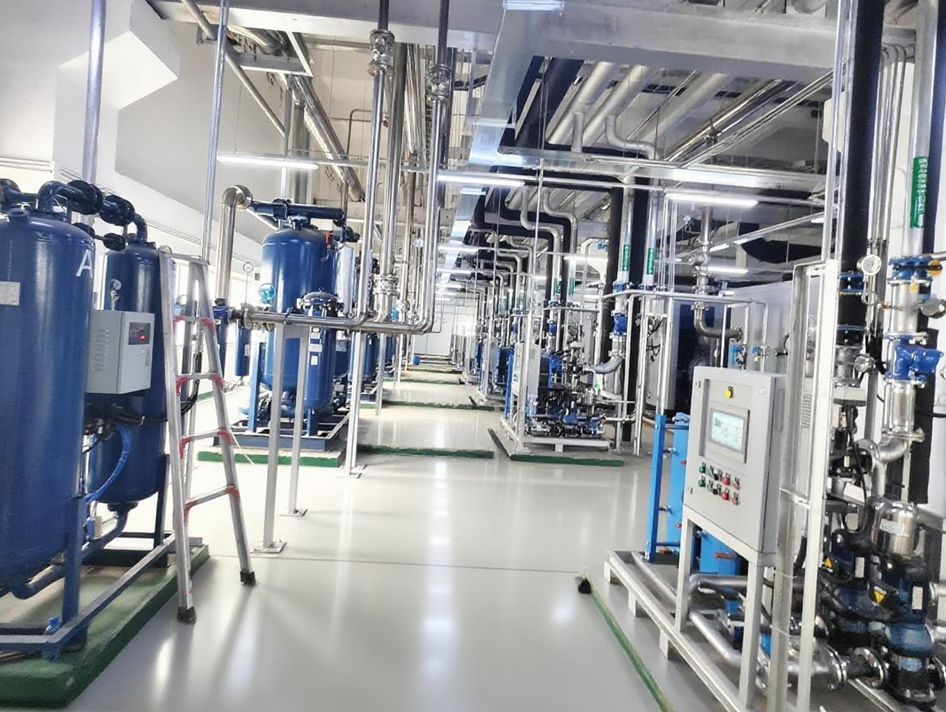 德耐尔真空泵水冷变频无油螺杆空压机